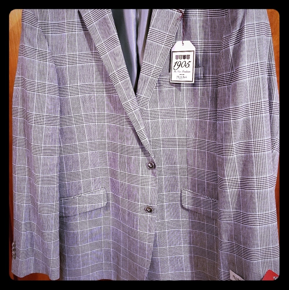 Jos A Banks suit new with tags! 44R